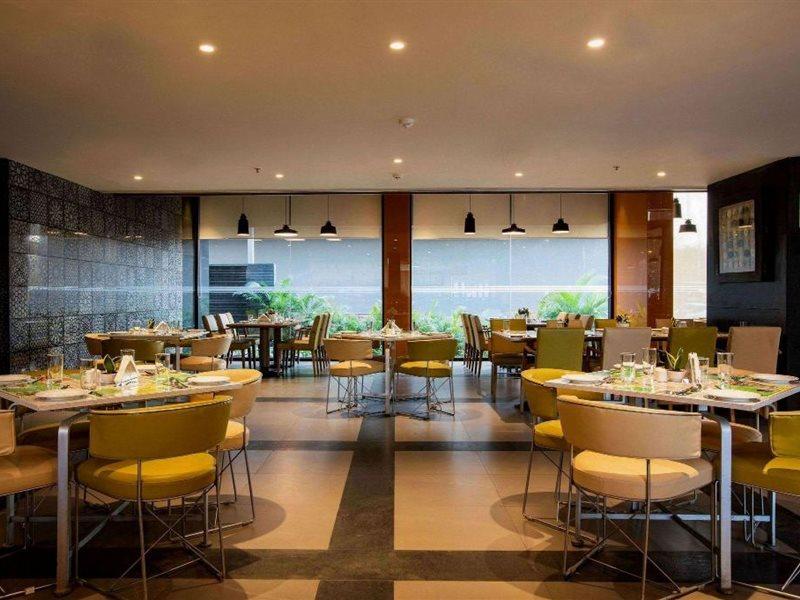 Lemon Tree Hotel Viman Nagar Pune Eksteriør bilde