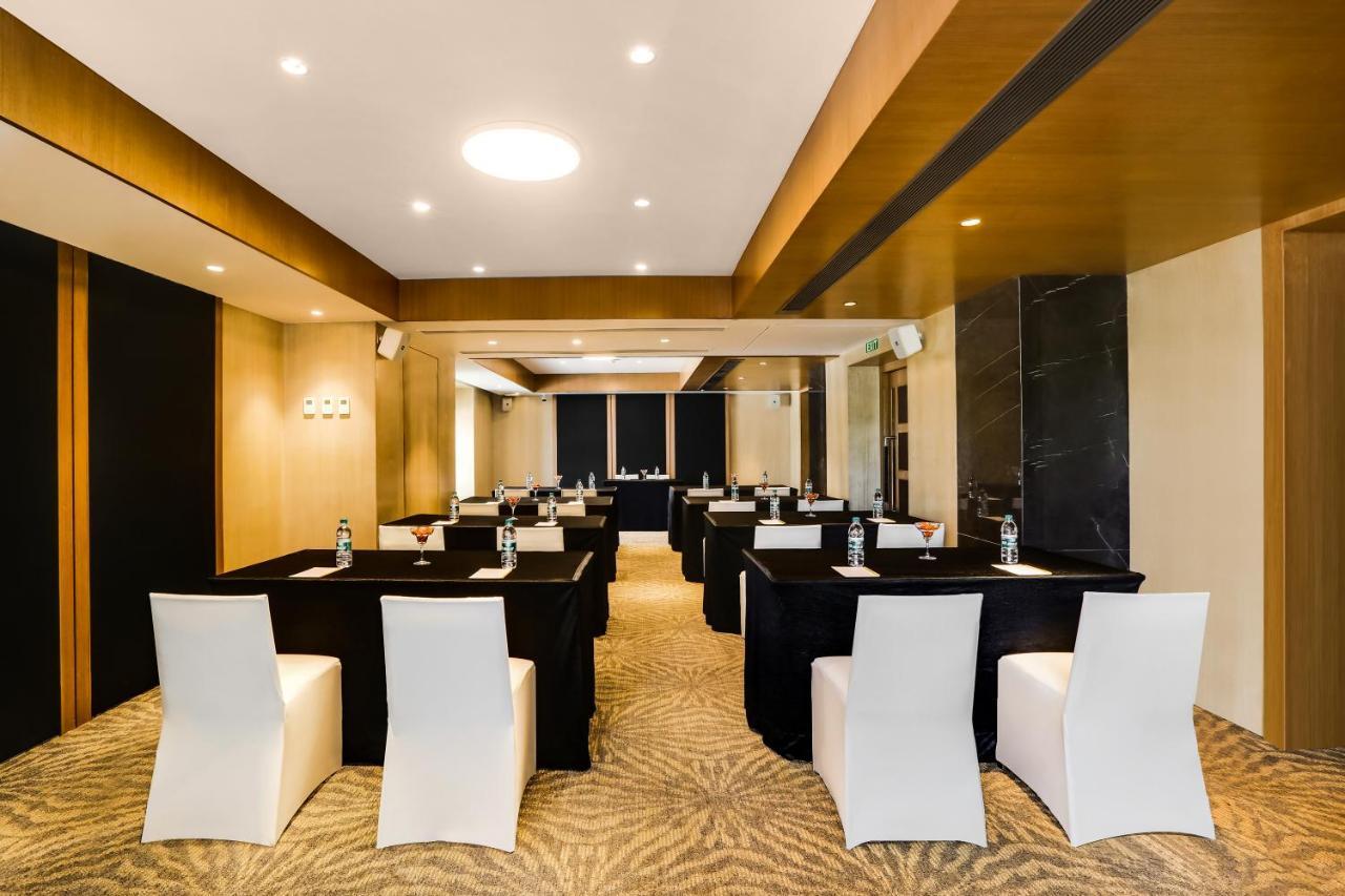 Lemon Tree Hotel Viman Nagar Pune Eksteriør bilde